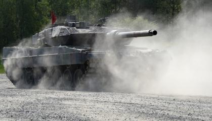 Чому поляки раптом згадали про МиГ-27 рашистів, небоєздатні Leopard 2A6 у ЗСУ та інші новини тижня від Defense Express