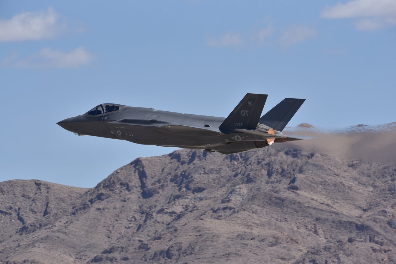 Винищувач F-35