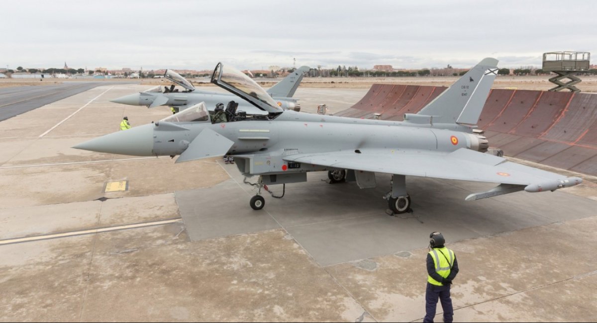 винищувач Eurofighter Typhoon