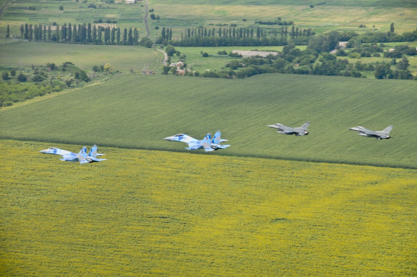 F-16 в Україні безпечне небо 2011