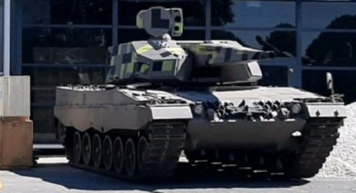 Зенітний танк на базі Leopard 2 із установкою Skyranger 35