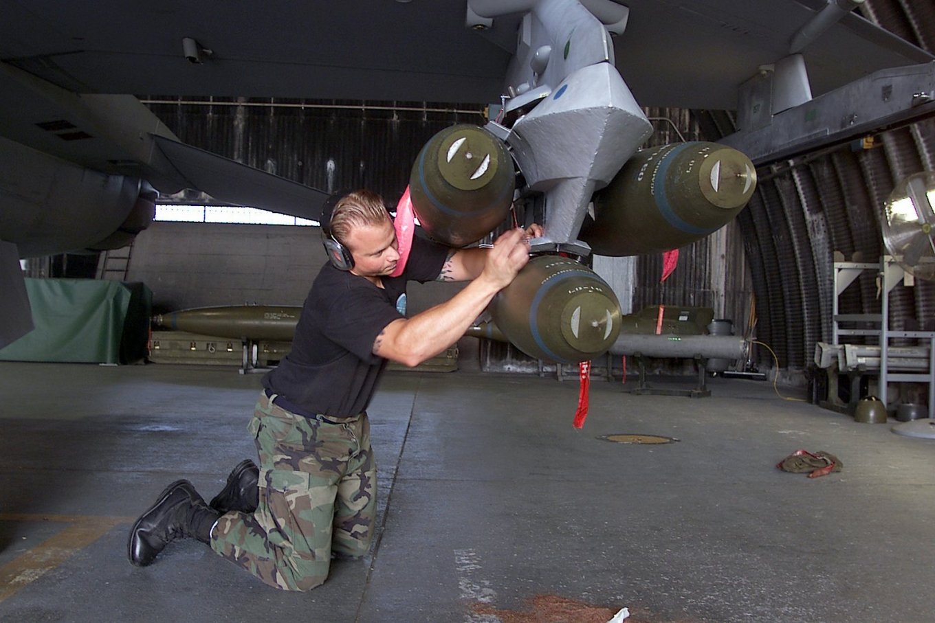 TER-9/A Triple Ejector Rack