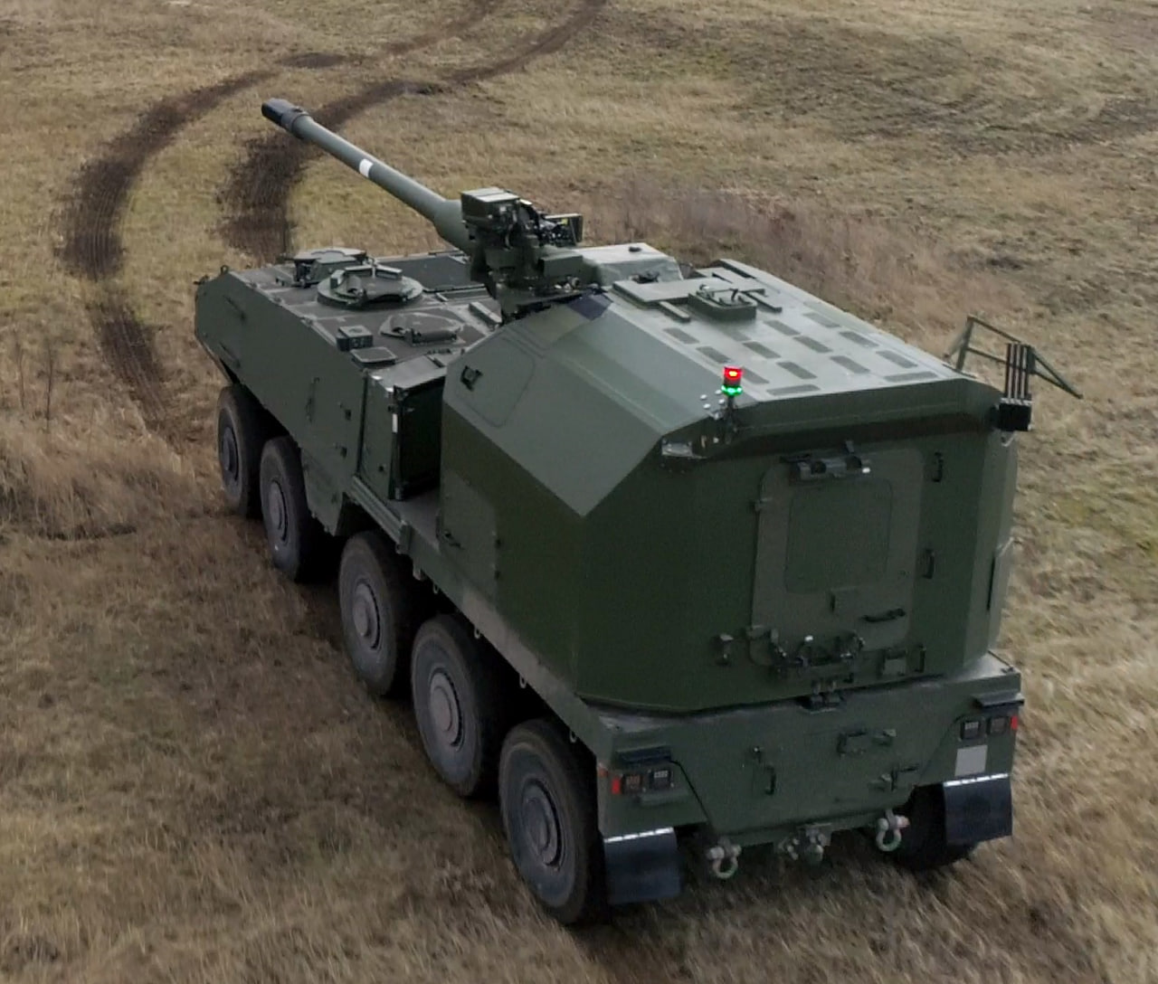 САУ RCH 155 на шасі MOWAG Piranha IV 10x10