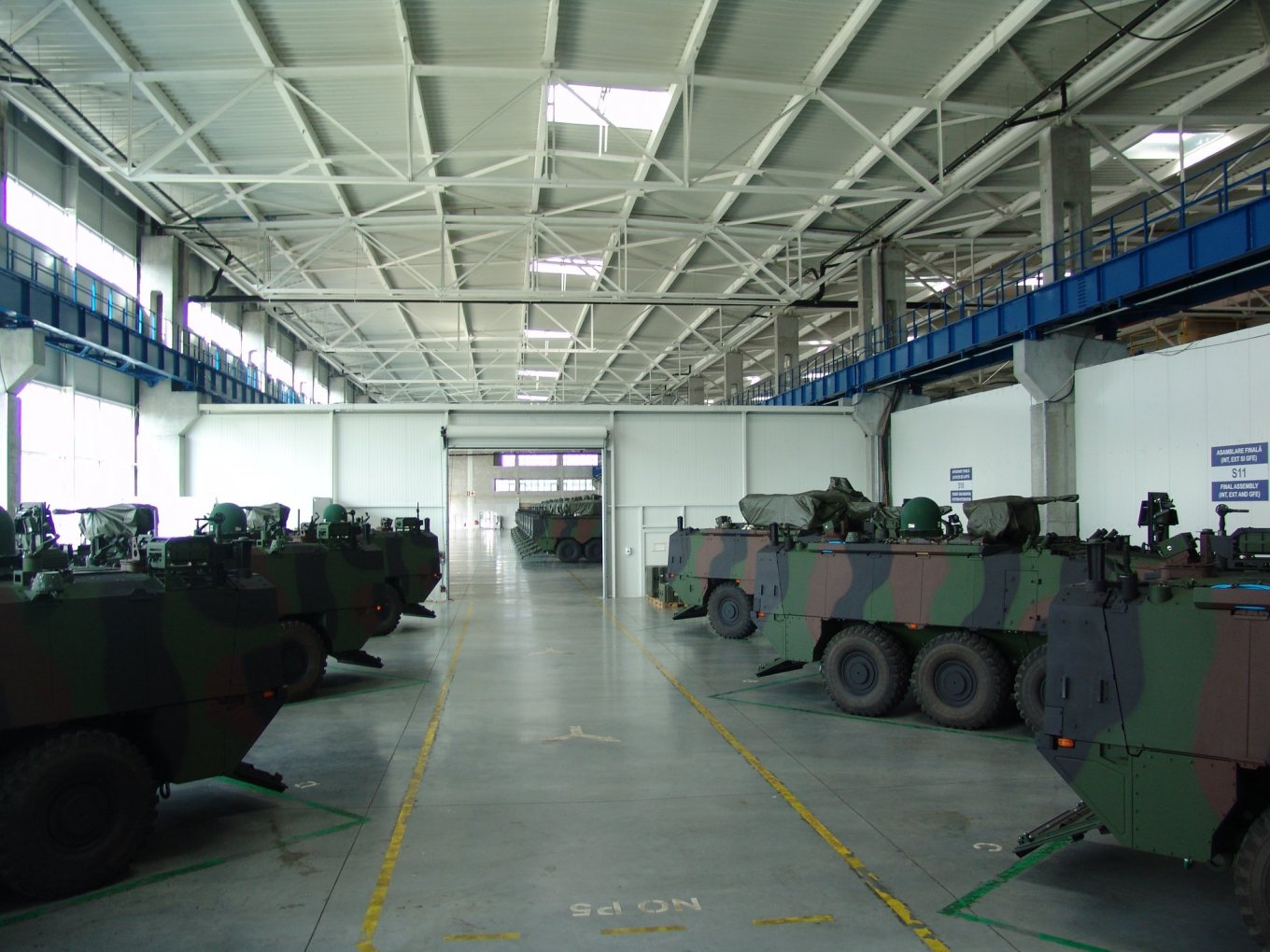 Виробництво колісних БТР Piranha V на румунському заводі Uzina Mecanică Bucharest