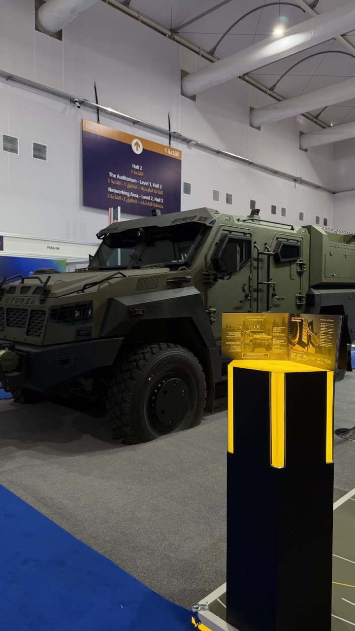 Бронеавтомобіль GYURZA-03 на виставці WDS 2026