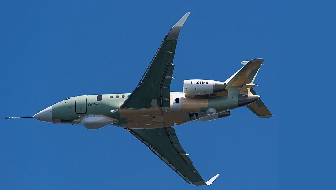 Морський патрульний літак Falcon 2000 LXS Albatros