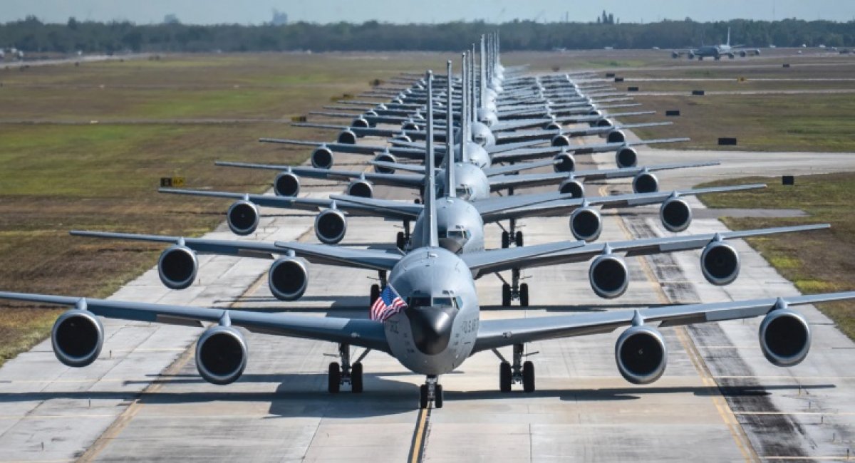KC-135
