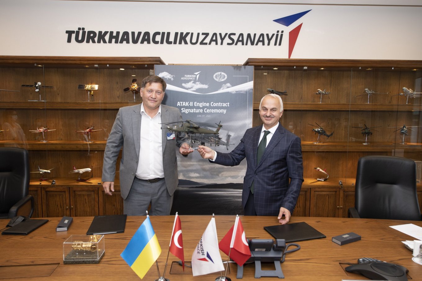 Військово-технічне співробітництво України та Туреччини, IDEF-2021, Defense Express