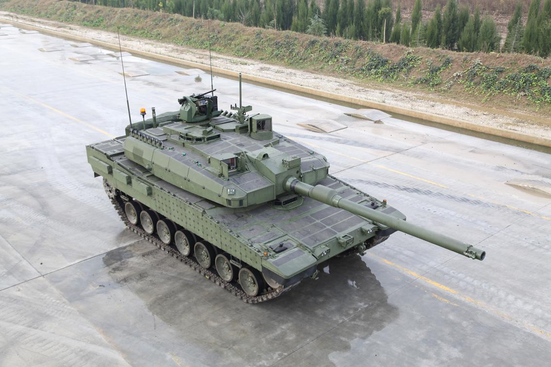 Основний бойовий танк Altay