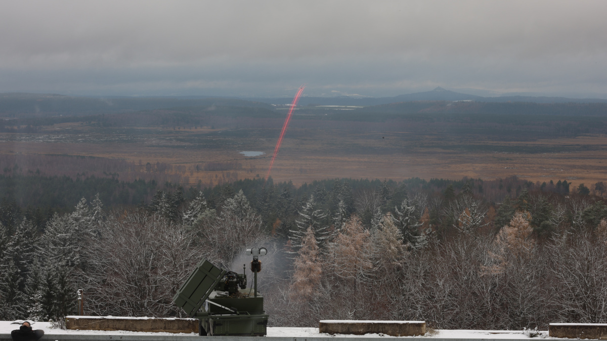 Diehl, розробник IRIS-T, успішно випробував свій зенітний дрон Cicada із "шахедобійкою" KDV, що постачається Україні