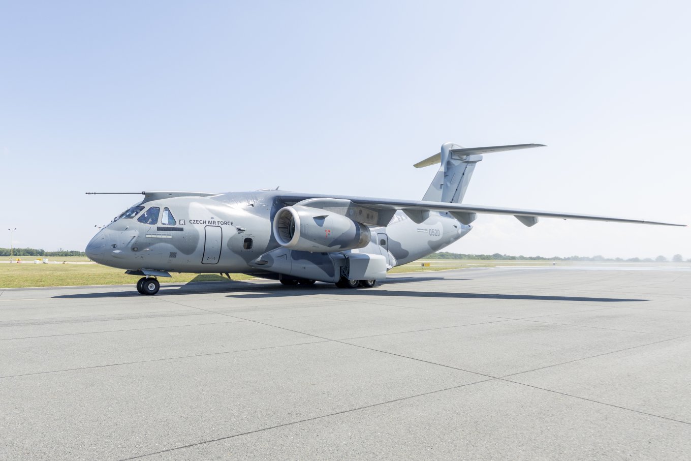 У Embraer похвалилися, як швидко вони поставили перший C-390 для Чехії, але все одно вийшло із затримкою