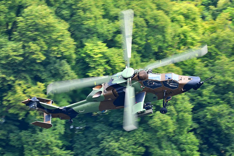 Спочатку росіяни саджали операторів FPV-дронів на вертоліт, тепер французи, і це стає доволі цікавою тенденцією