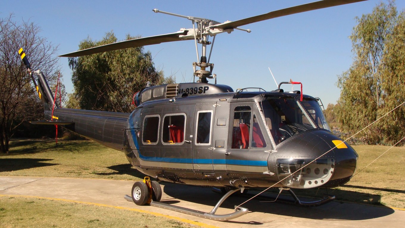 SW-205 - ліцензійний Bell 205 від Southwest Florida Aviation International