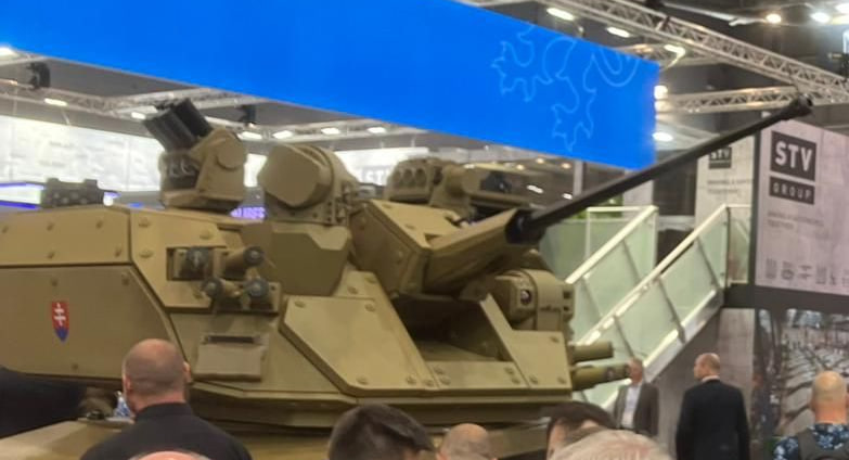 Башта Turra 30 V10 з КАЗ HARPIA на виставці IDET 2025