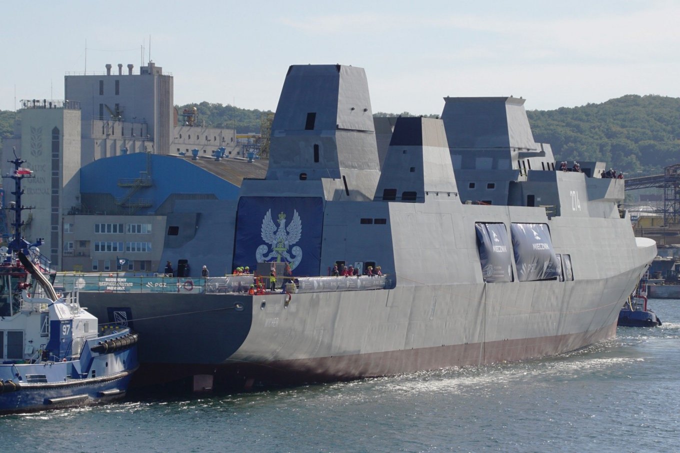 Фрегат ORP Wicher після спуску на воду. Фото: Jarosław Ciślak/Defence24.pl 