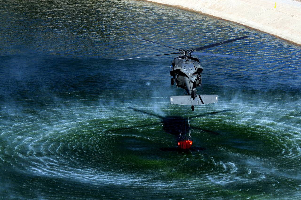 Вертоліт UH-60L Black Hawk