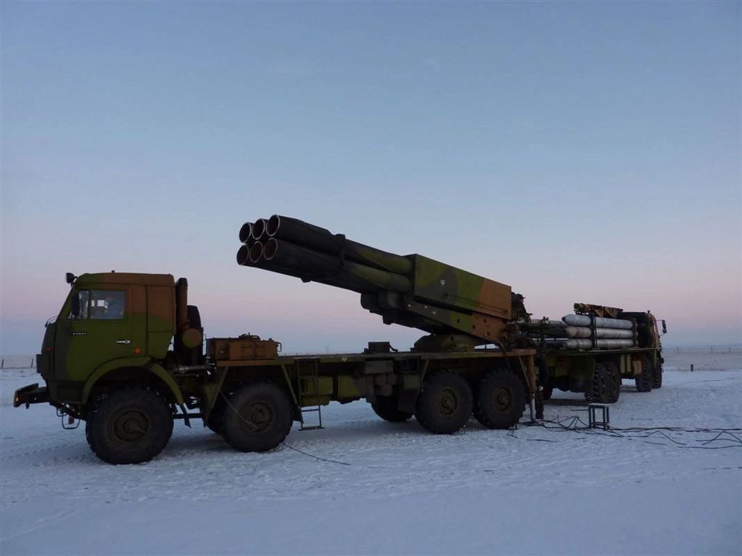 Дослідний зразок рашистської РСЗВ під індексом 9А52-4 