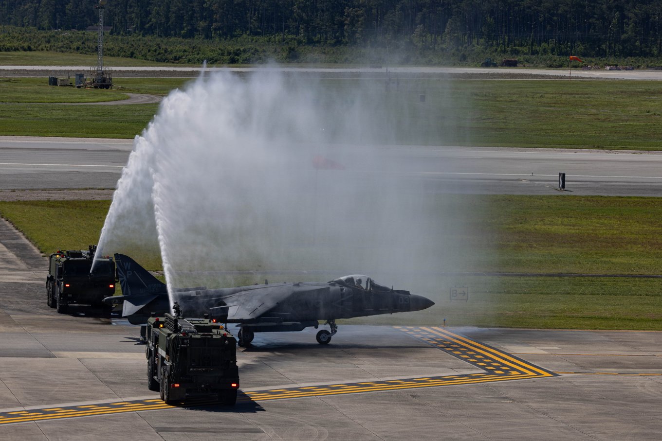 AV-8B Harrier під час церемонії прощання з цими літаками, червень 2026 року. Фото - DoD