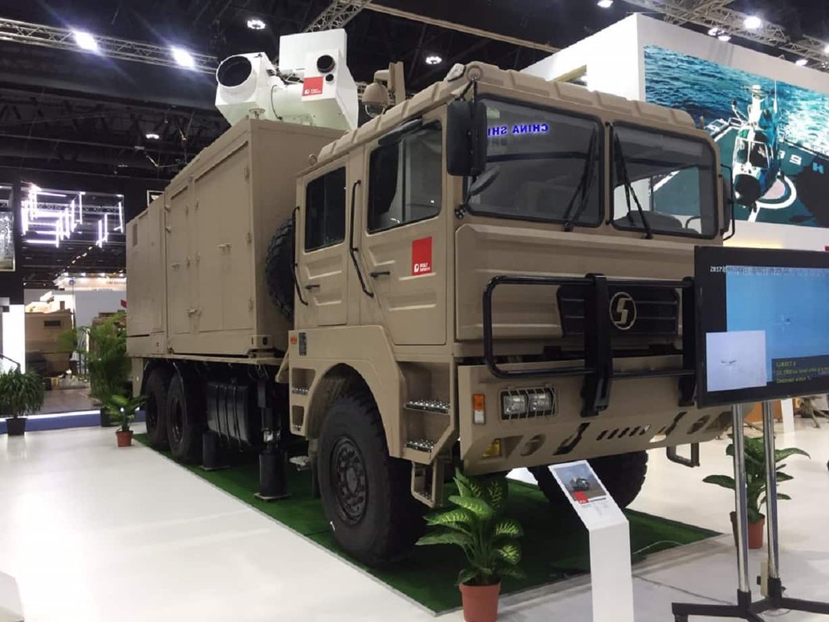 Машина з бойовим лазером Silent Hunter виробництва Китаю