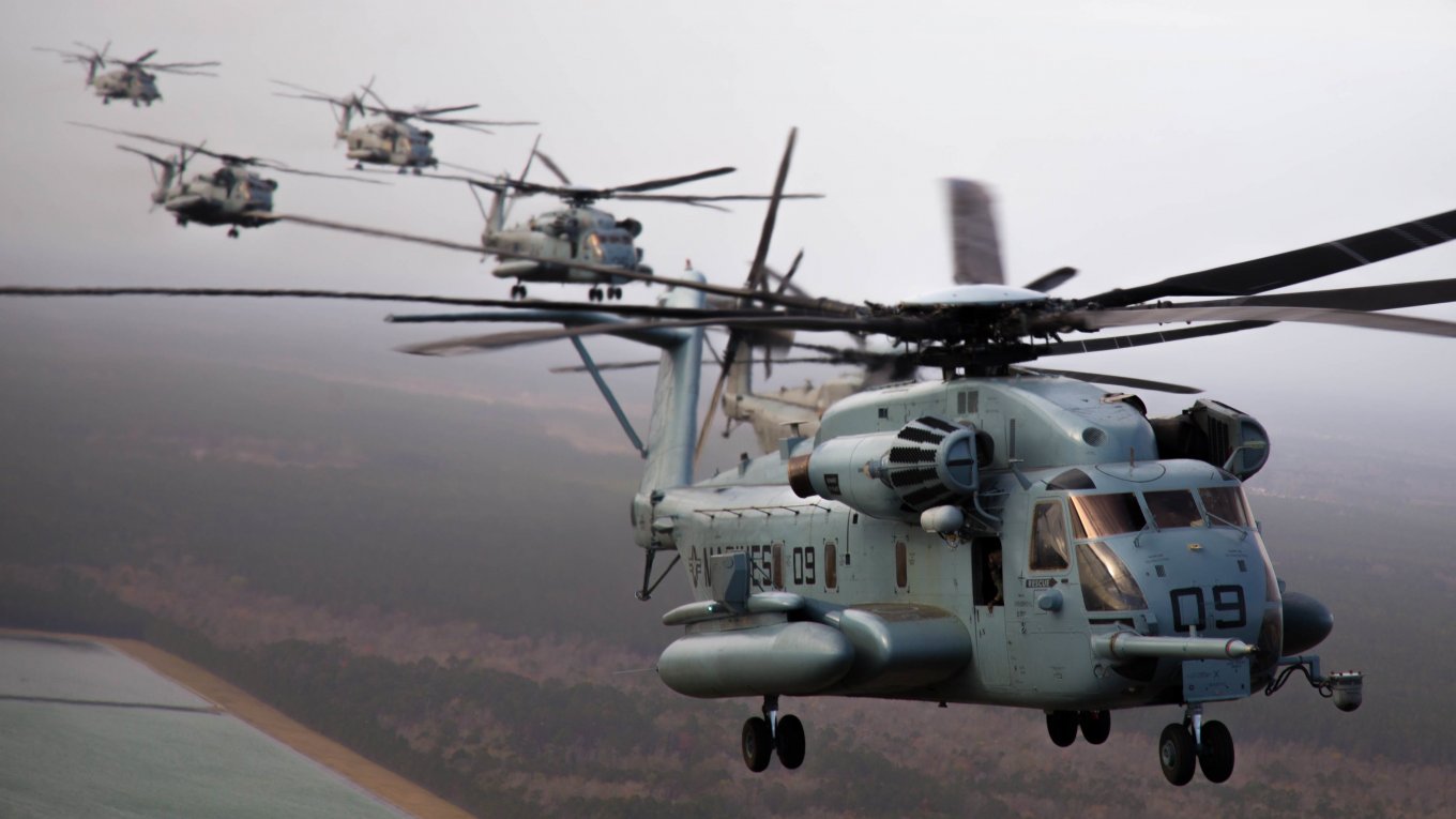 Ескадрилья важких гвинтокрилів CH-53E Super Stallion