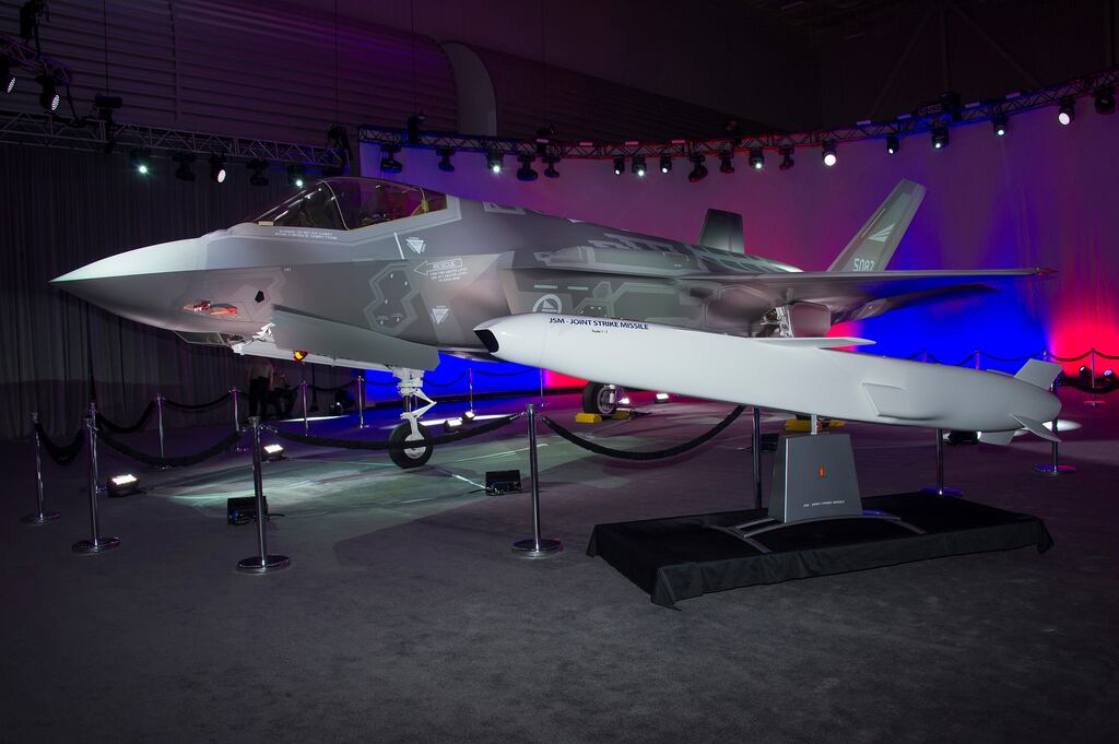 Ракета JSM та винищувач F-35