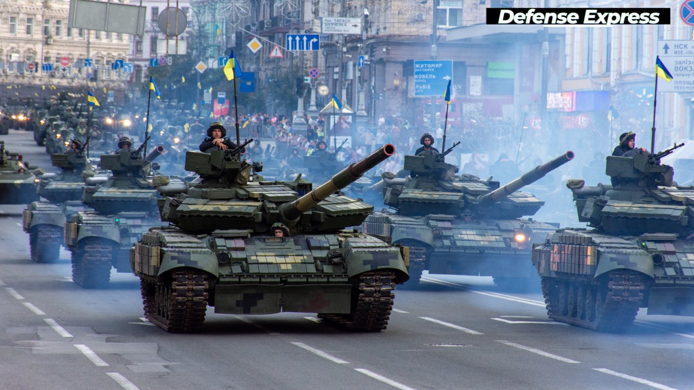На військовому параді 2018 року показали роту модернізованих Т-64 зразка 2017 року та T-84-120 Ятаган. В цьому році мали показати Т-64БМ2 та БМ Оплот