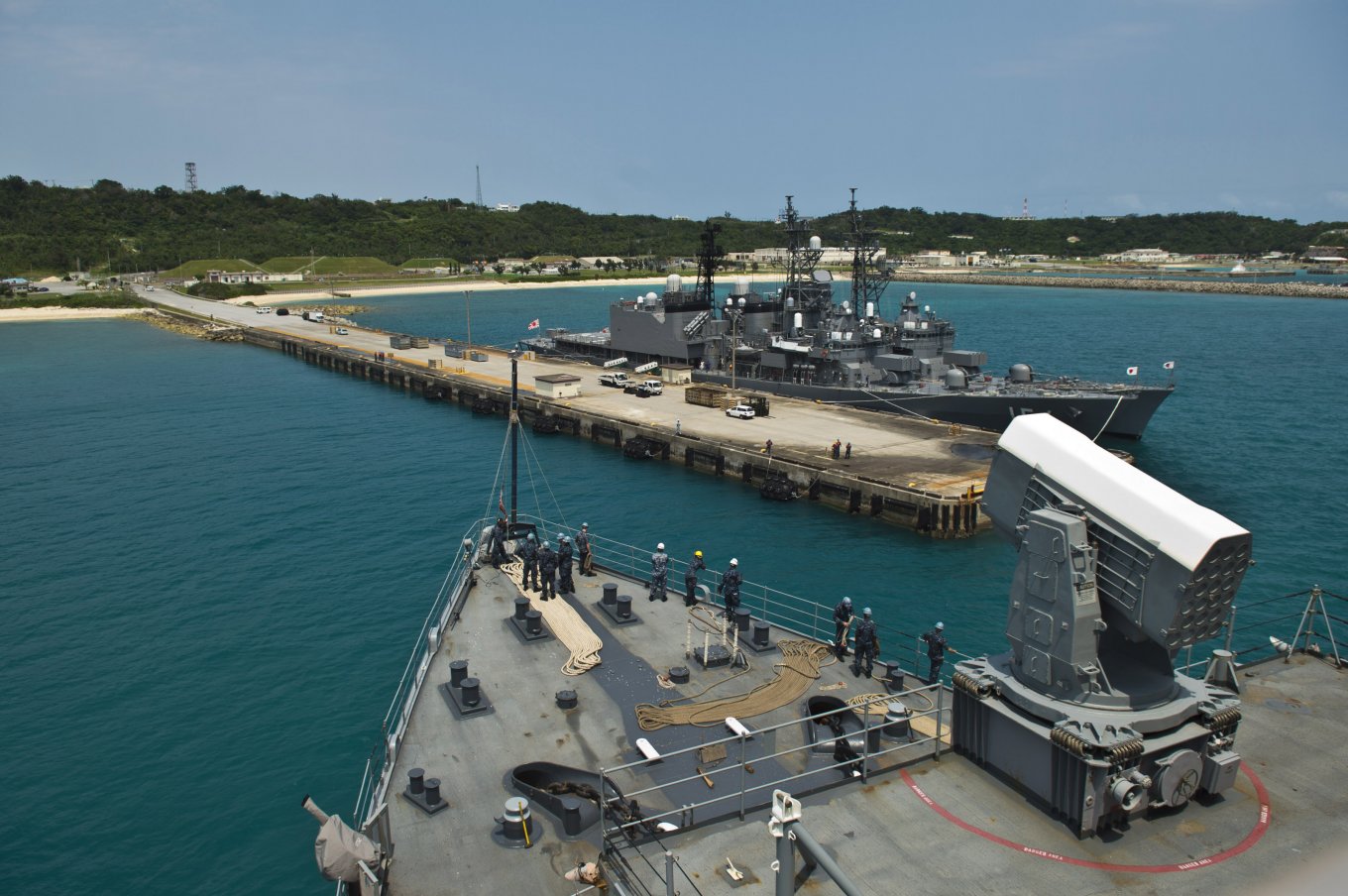 Десантний корабель USS Tortuga (LSD 46), 2013 рік. Фото - DoW