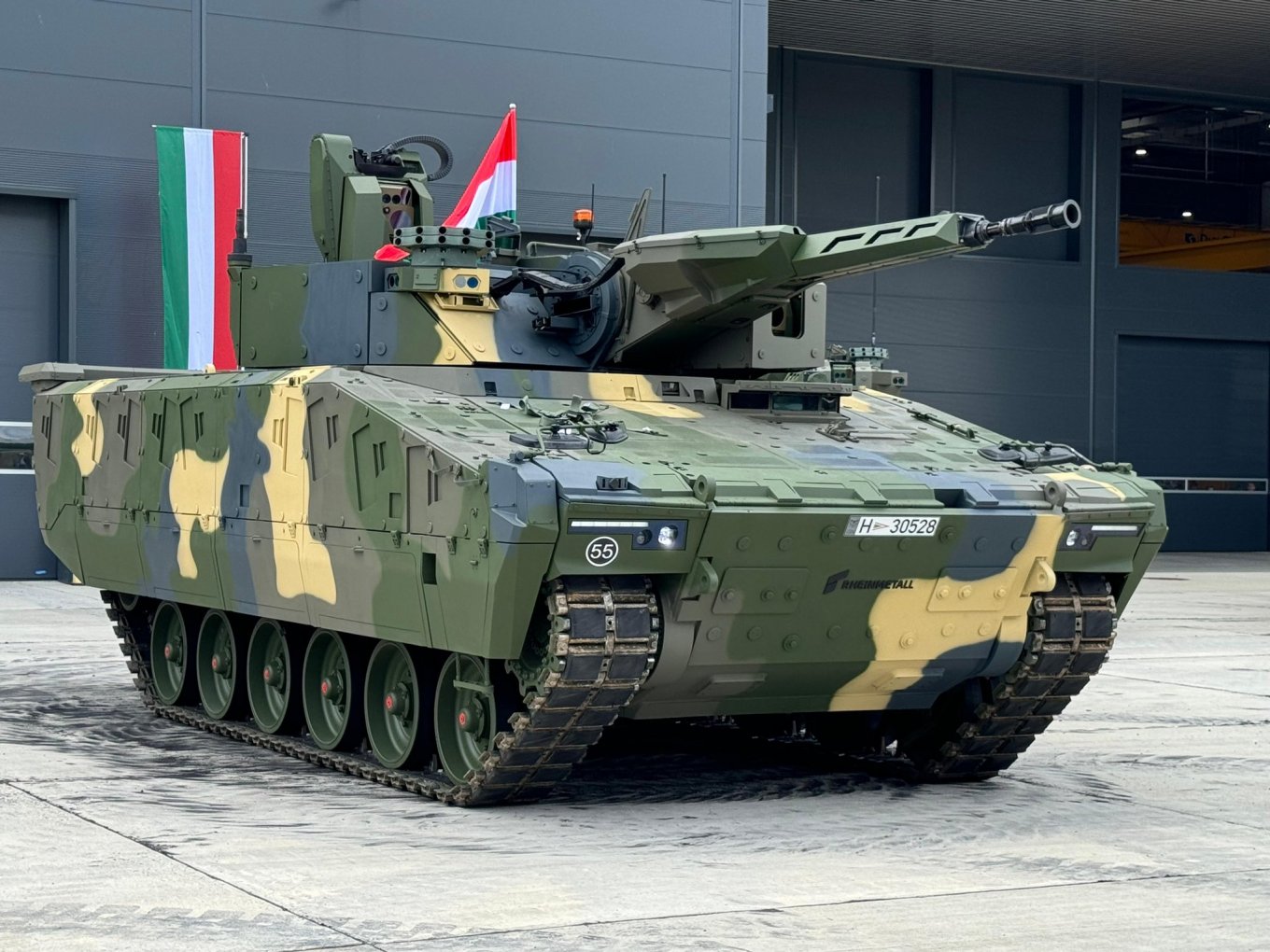 БМП KF41 Lynx зібрана в Угорщині