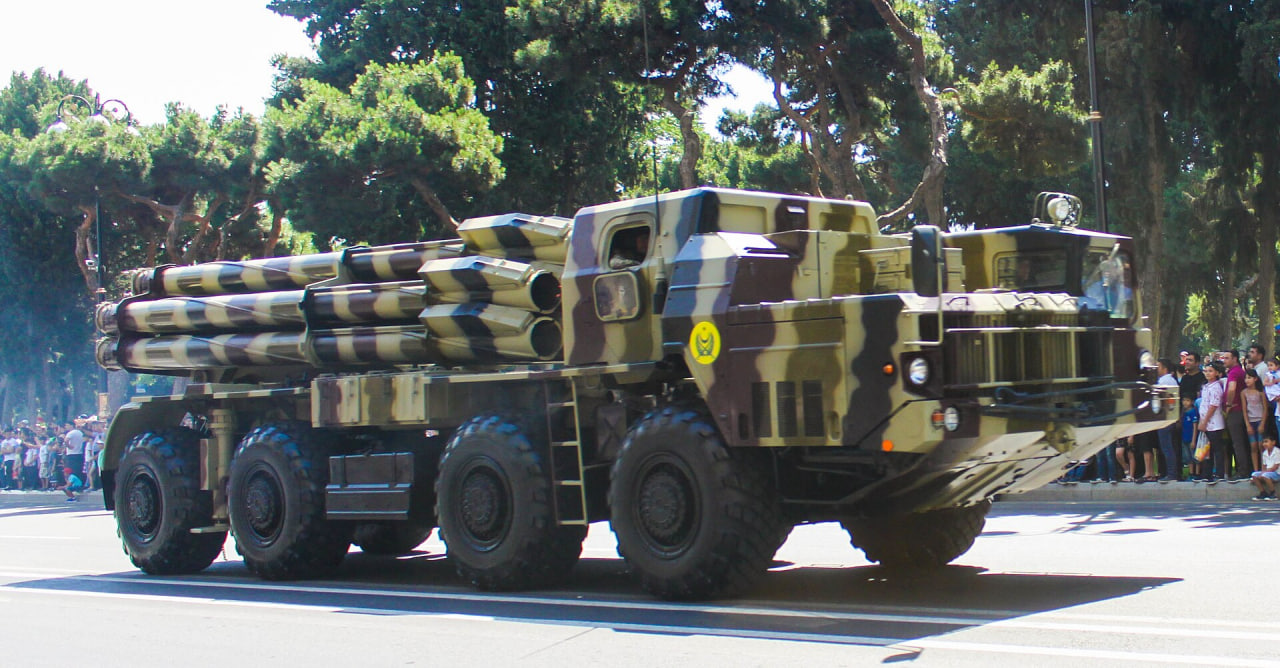 Азербайджанська РСЗВ БМ-30