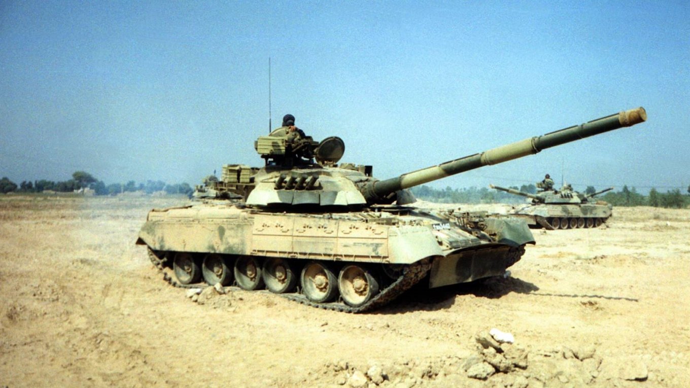 У 90-х роках Пакистан отримав від України 320 одиниць Т-80УД