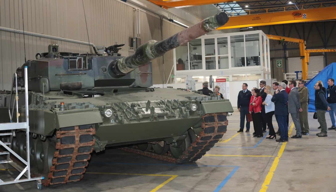 Leopard 2A4 Армія Іспанії