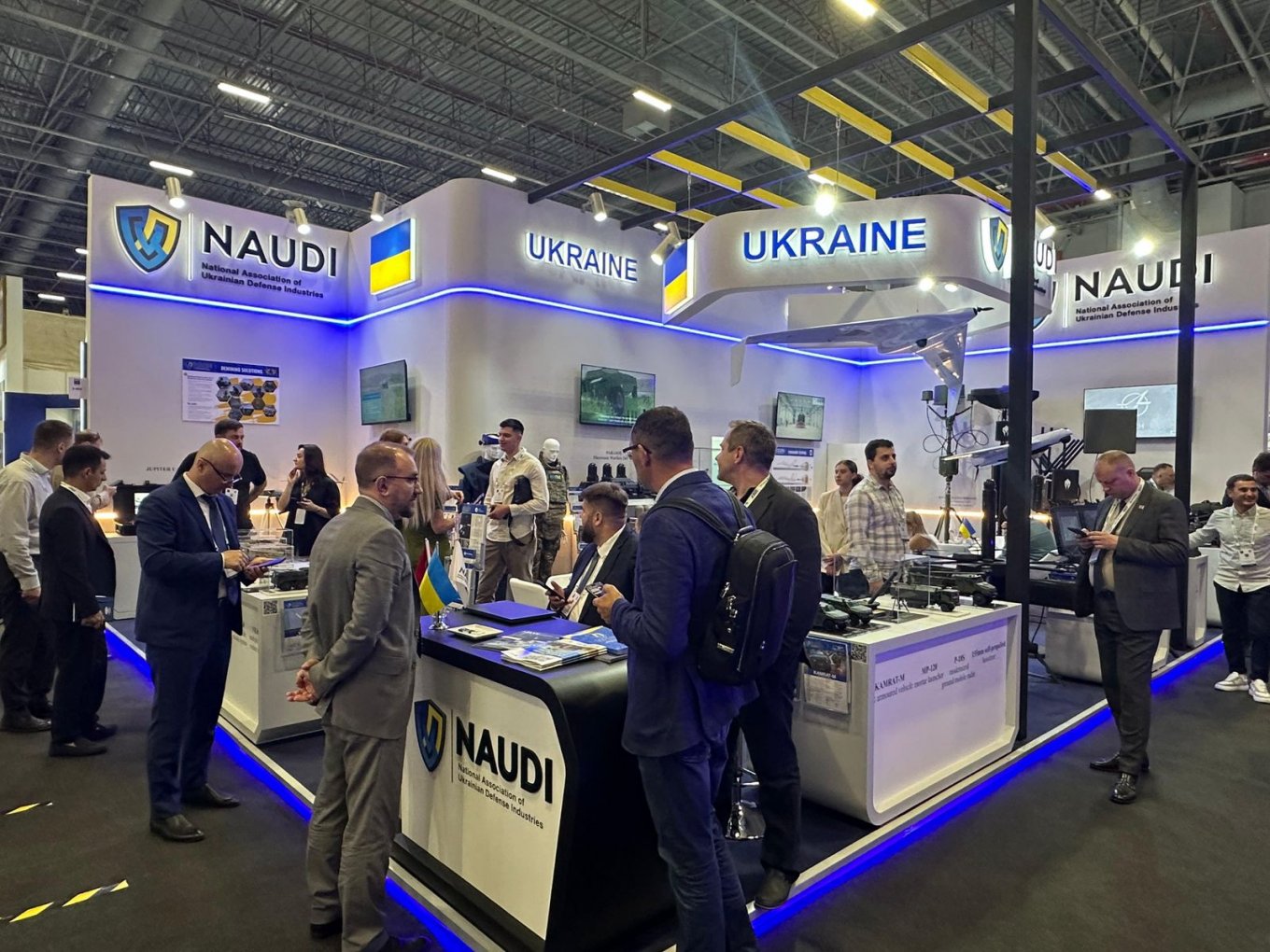 Фото з експозиції NAUDI на оборонній виставці IDEF-2025 в Туреччині