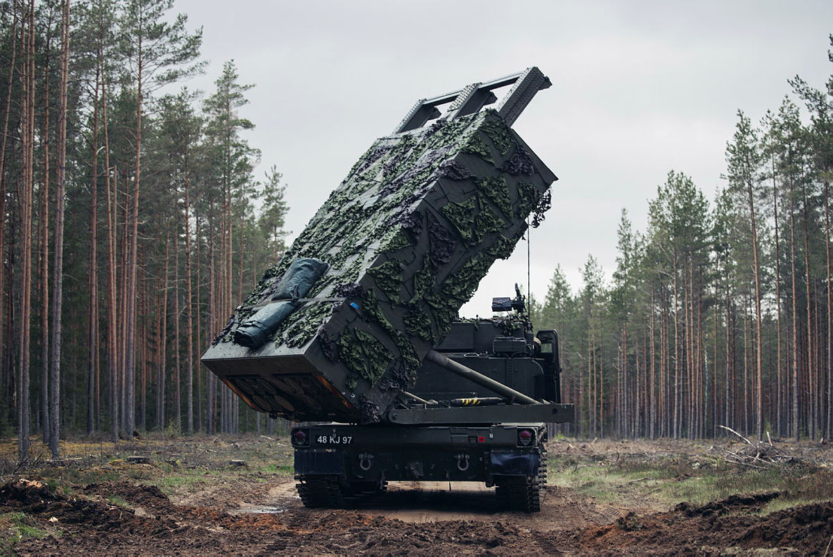 ракетна система M270 Велика Британія