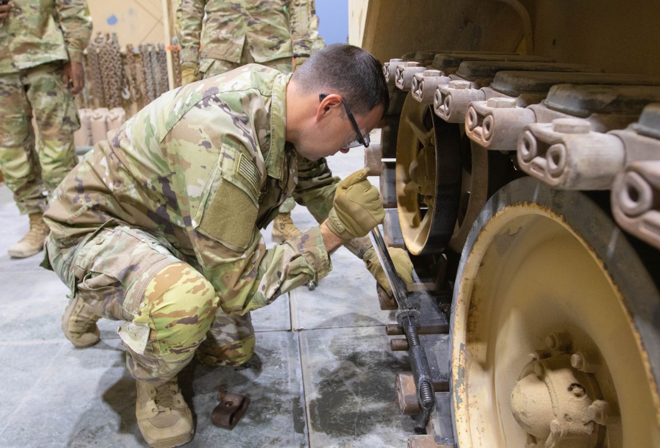 M113 replace a damaged trackpad