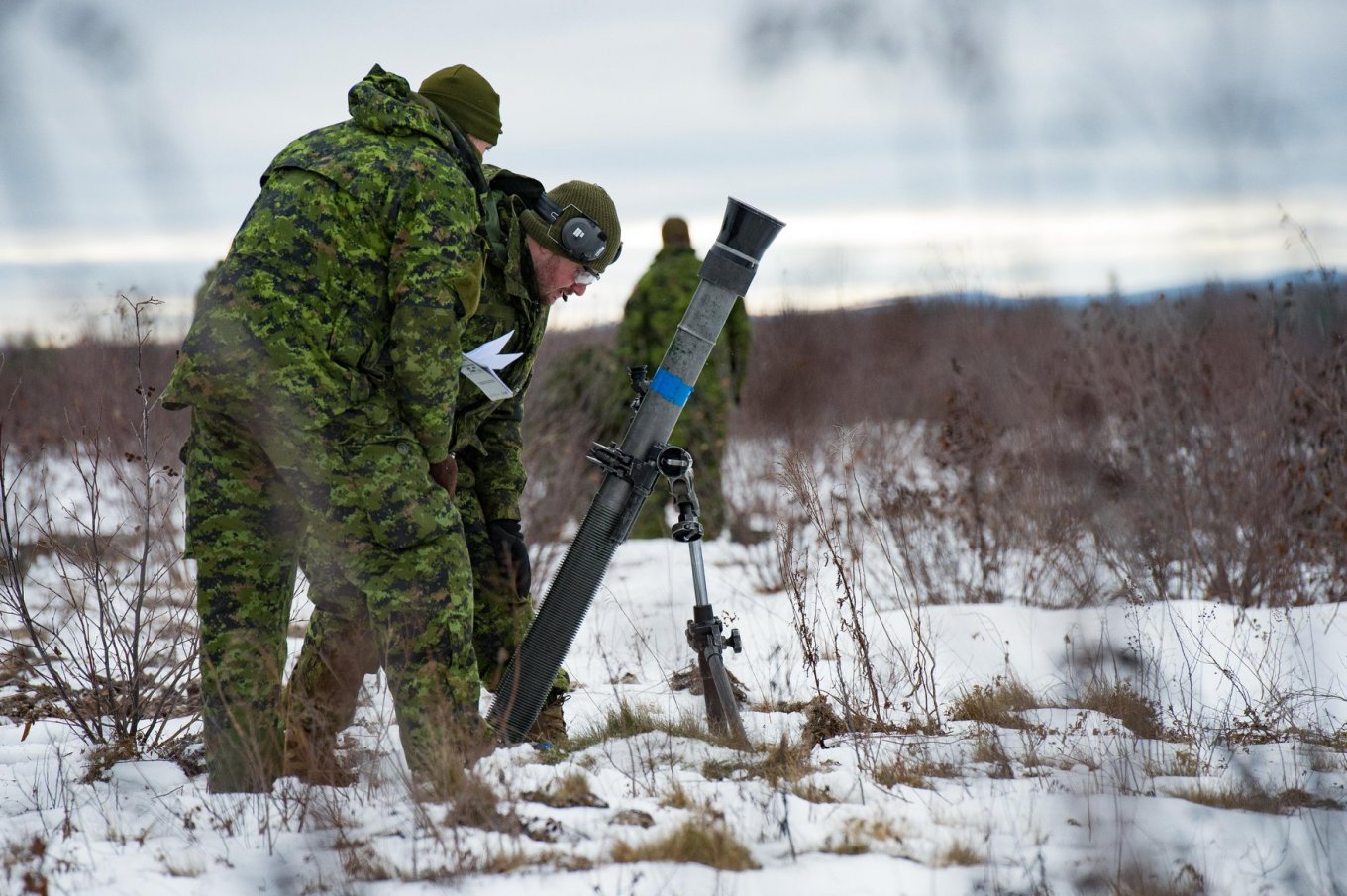 81 mm mortar Canada