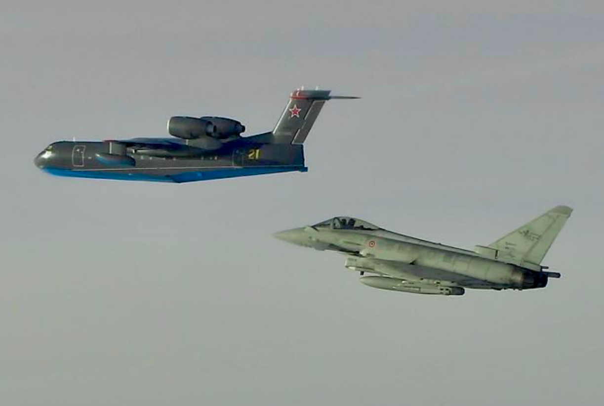 Бе-200ПС перехоплений італійським винищувачем Eurofighter Typhoon у січні 2026 року. Фото - Повітряне Командування НАТО