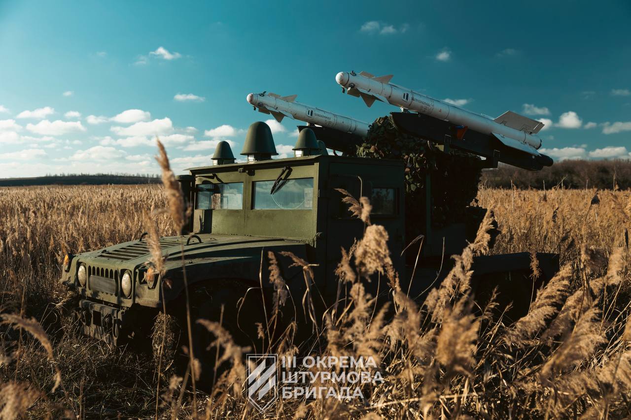 ЗРК з ракетами Р-73 на базі HMMWV на озброєнні Зенітного ракетно-артилерійського дивізіону 3 ОШБр