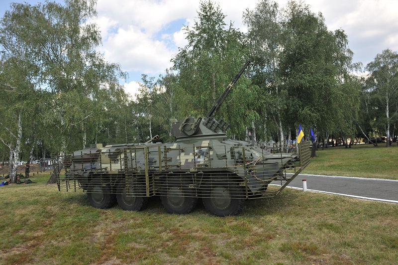 БТР-3Е1 з протикумулятивним екраном