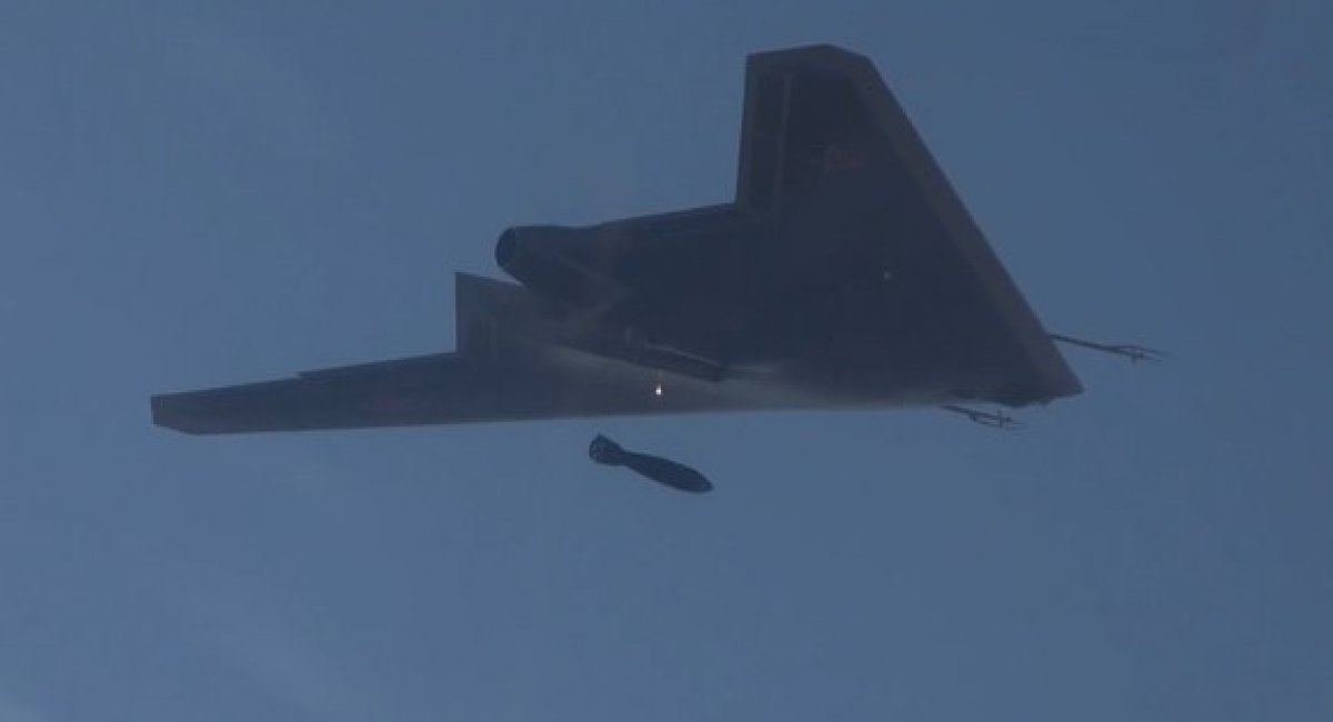 Скидання з російського С-70 