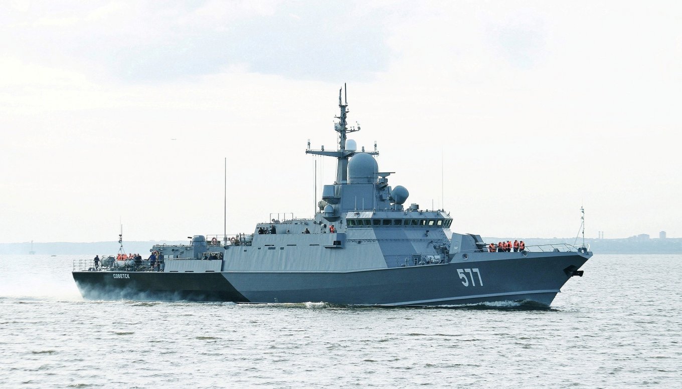 Малий ракетний корабль проєкту 22800 Каракут Советск