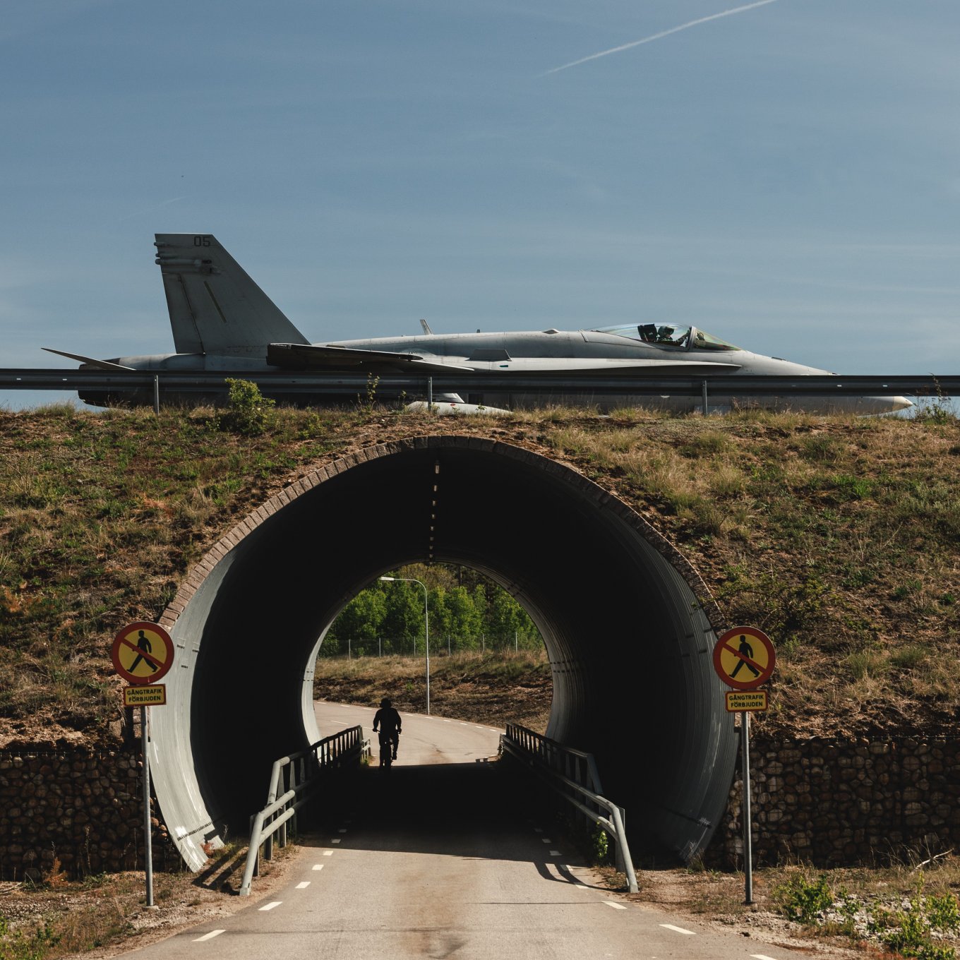 F/A-18 ПС Фінляндії експлуатація з доріг