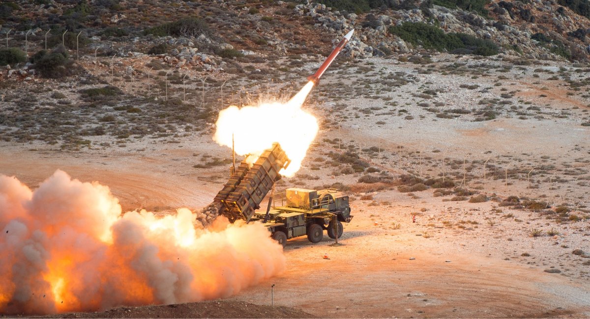 Запуск ракети PAC-2 GEM-T із ЗРК Patriot