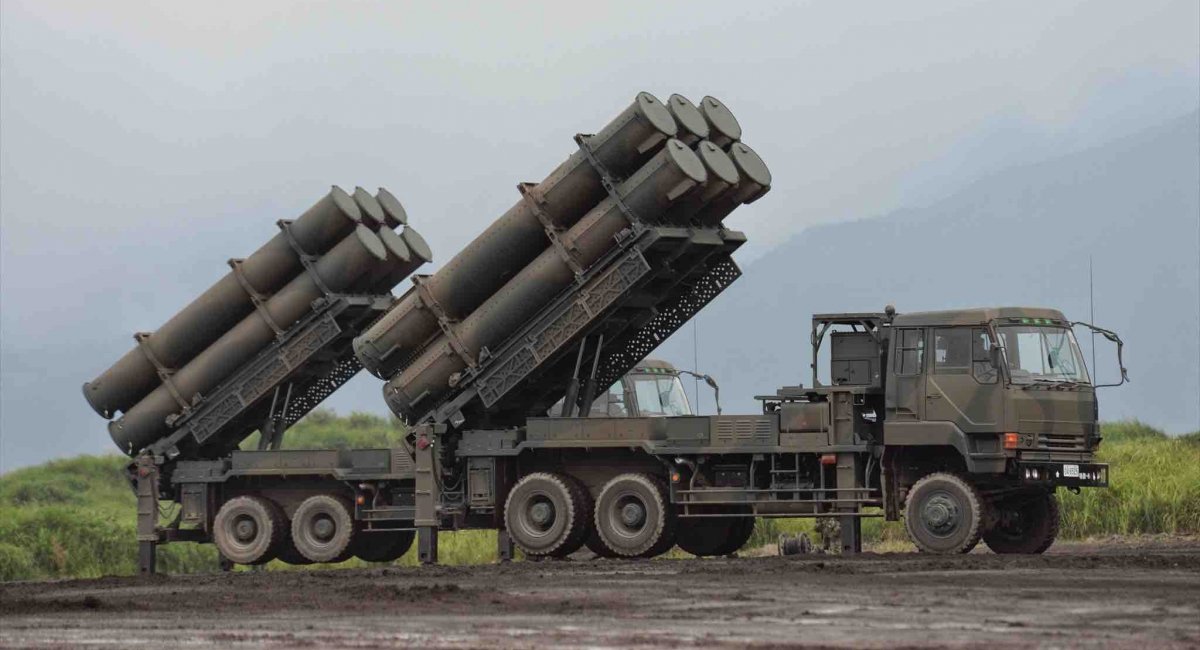 Пускові установки японського берегового ракетного комплексу Type 88