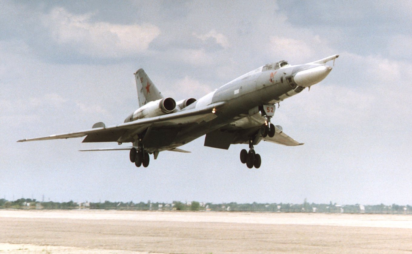 Ту-22