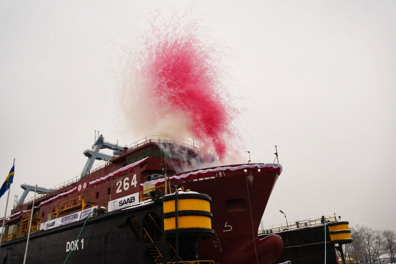ORP Henryk Zygalski під час церемонії спуску на воду. Фото - міністерство оборони Польщі