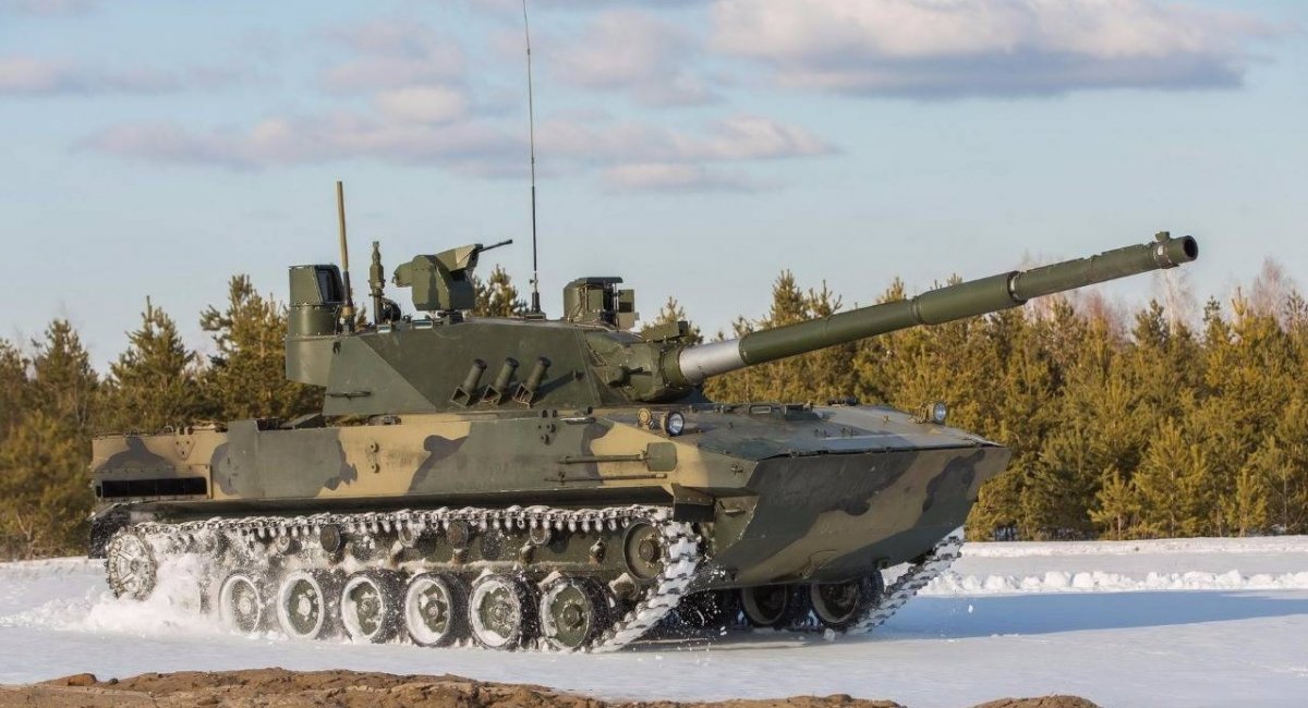 Рашистський легкий танк 