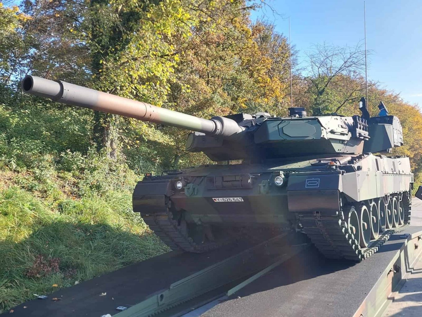 Танк Leopard 2A7A1 з КАЗ Trophy.