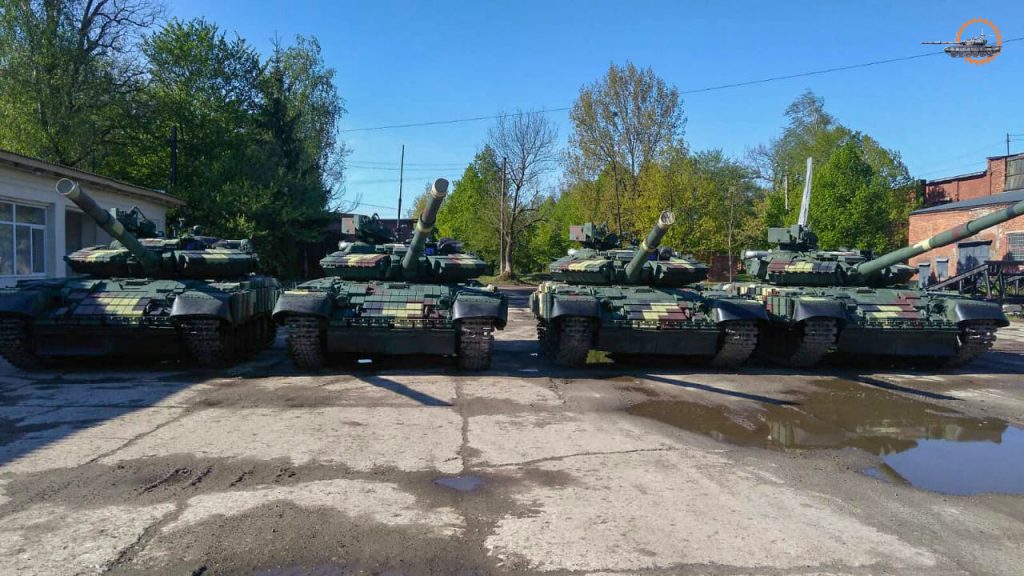 4 одиниці танків Т-64 зразка 2017 року, що були передані ЗСУ у травні цього року ЛБТЗ