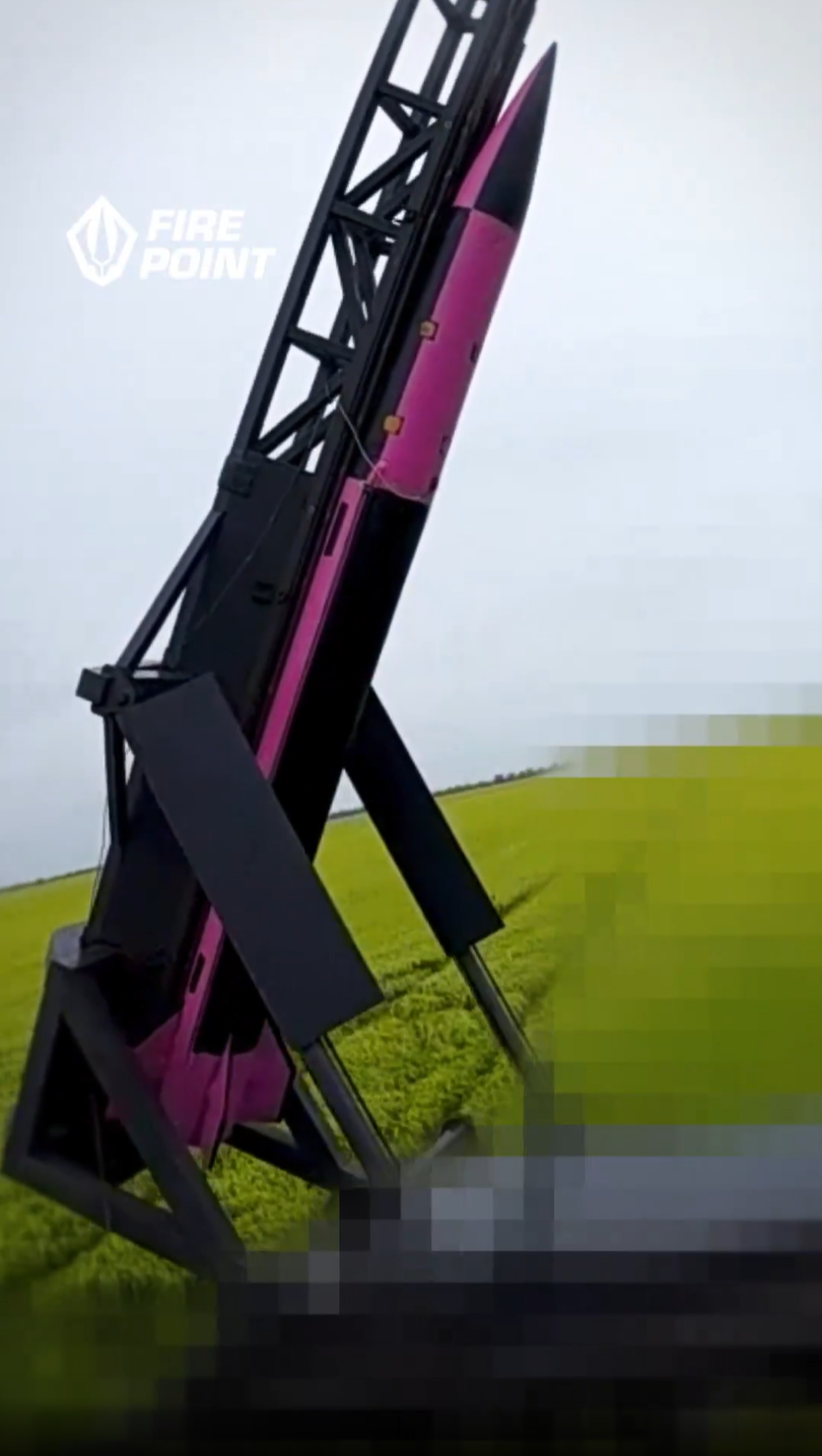 FP-7.x на пусковій платформі перед випробувальним пуском. Кадр з відео