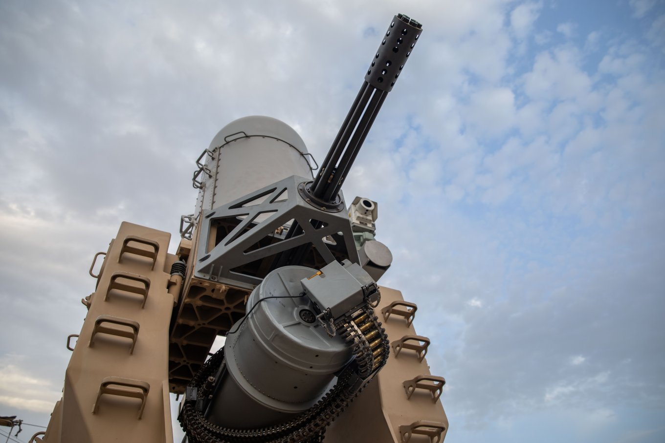 Centurion C-RAM, знизу можна побачити